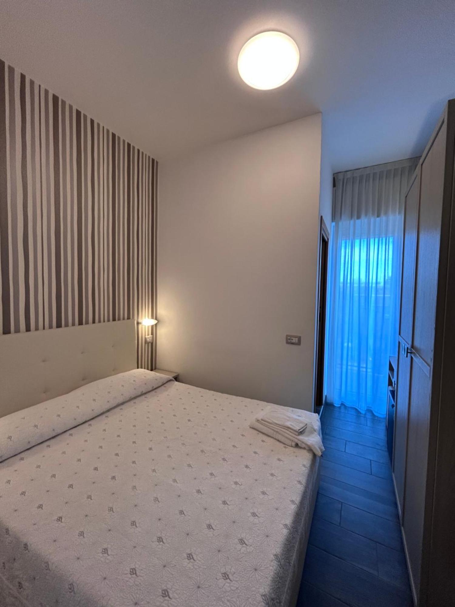Hotel Letizia Rimini Exterior photo