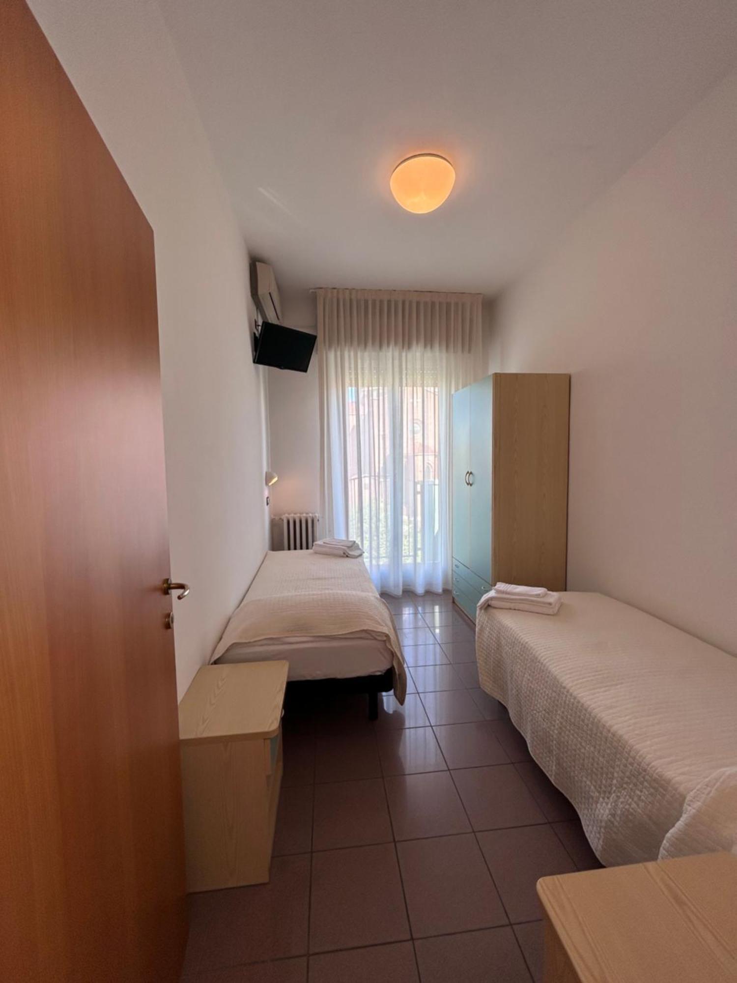 Hotel Letizia Rimini Exterior photo